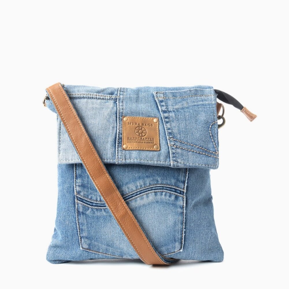 Myra Jaycee's Day Crossbody Bag - Picture 4 of 4
